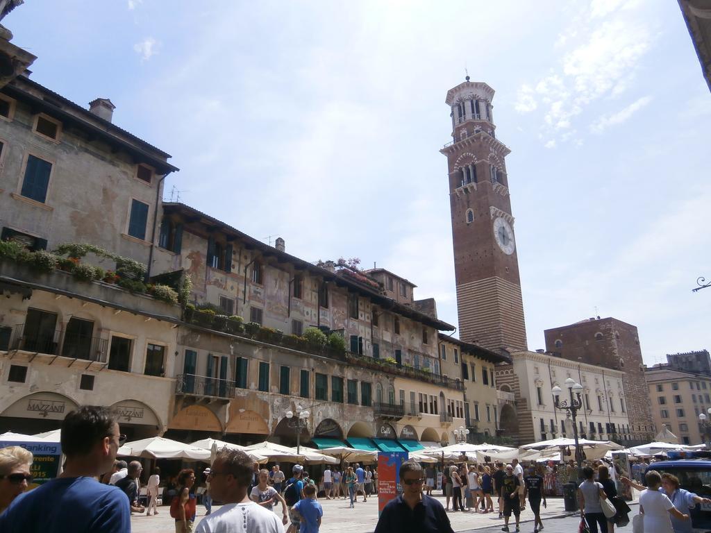 Romeo'S Guest House Verona Bagian luar foto